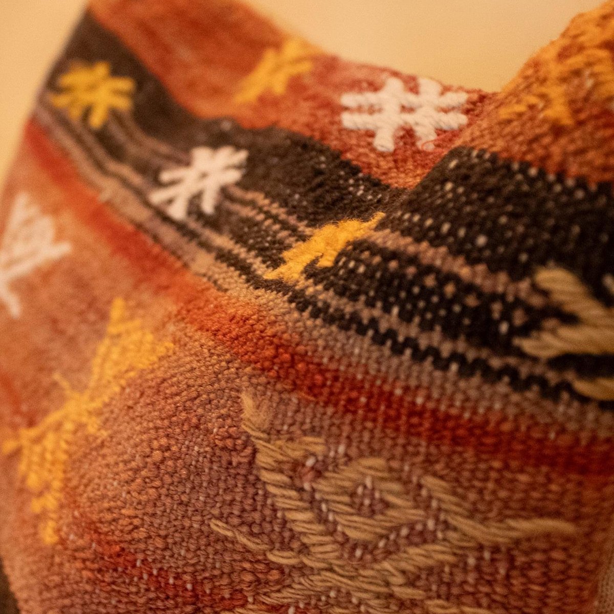Kilim Cushion Can
